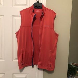 Men’s Vineyard Vines vest, size XL